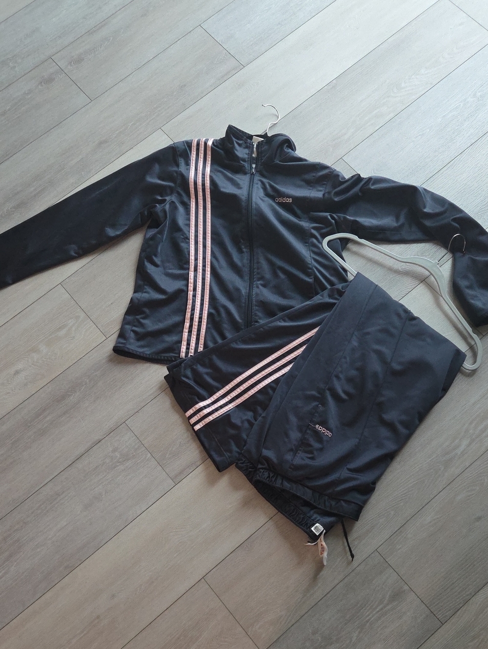 ADIDAS Matching Jogger Set